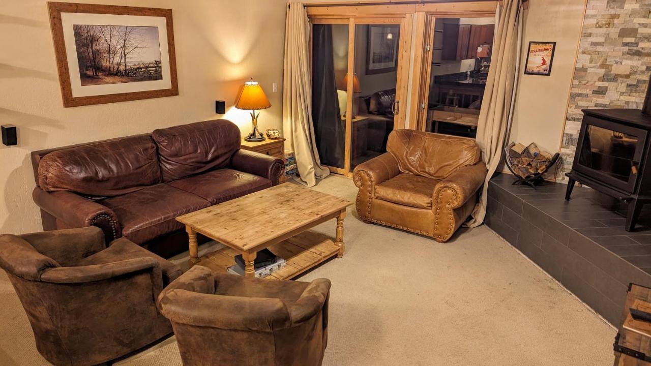 Cozy Townhouse On The Main Bus Line Villa Breckenridge Exteriör bild